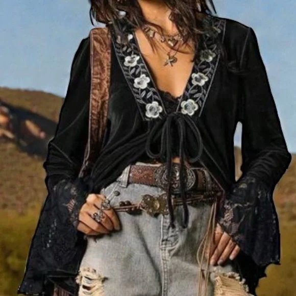 NWT Black Velvet Lace Bell Sleeve Top - Picture 1 of 8